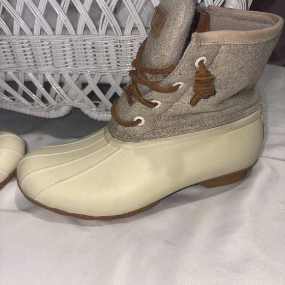 Sperry waterproof rubber boots - Picture 3 of 11